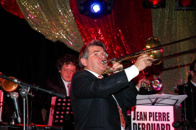 min 2005 11 12 fous swing 024